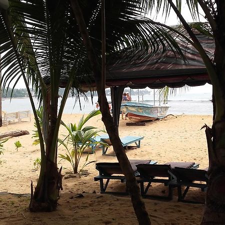 Sea Song Bed and Breakfast Unawatuna Εξωτερικό φωτογραφία